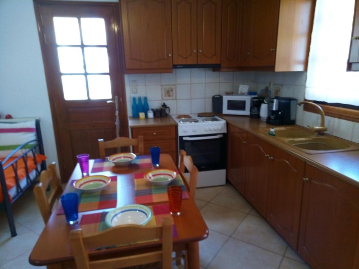 Delicatessen House Daire Leonídion Dış mekan fotoğraf